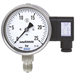 Bourdon tube pressure gauge with output signal
